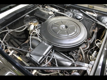 1961 Lincoln Continental Convertible   - Photo 9 - Fort Wayne, IN 46804