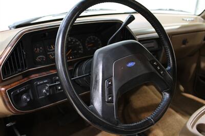 1989 Ford Bronco XLT   - Photo 17 - Fort Wayne, IN 46804