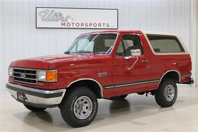 1989 Ford Bronco XLT   - Photo 2 - Fort Wayne, IN 46804