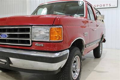 1989 Ford Bronco XLT   - Photo 5 - Fort Wayne, IN 46804