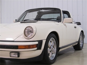 1975 Porsche 911 S   - Photo 5 - Fort Wayne, IN 46804