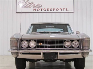 1964 Buick Riviera   - Photo 8 - Fort Wayne, IN 46804