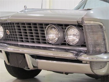 1964 Buick Riviera   - Photo 16 - Fort Wayne, IN 46804