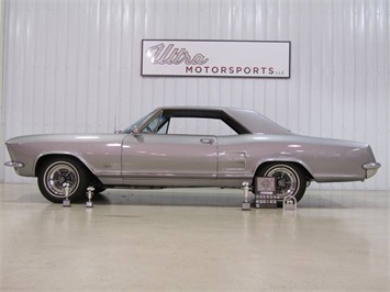 1964 Buick Riviera   - Photo 2 - Fort Wayne, IN 46804