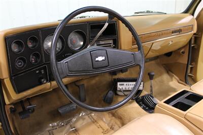 1975 Chev K5 Blazer   - Photo 16 - Fort Wayne, IN 46804