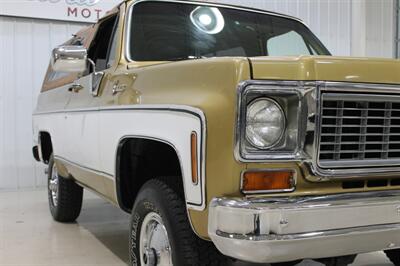 1975 Chev K5 Blazer   - Photo 5 - Fort Wayne, IN 46804