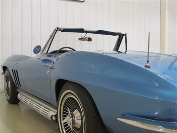 1965 Chevrolet Corvette   - Photo 19 - Fort Wayne, IN 46804