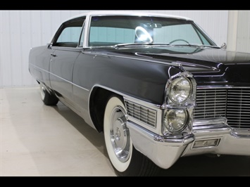 1965 Cadillac DeVille   - Photo 4 - Fort Wayne, IN 46804