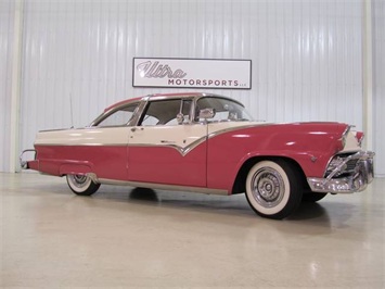 1955 Ford Crown Victoria   - Photo 1 - Fort Wayne, IN 46804