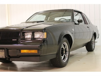 1987 Buick Regal Grand National Turbo   - Photo 8 - Fort Wayne, IN 46804