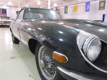 1969 Jaguar XK E Type Convertible   - Photo 4 - Fort Wayne, IN 46804