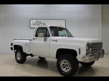 1977 Chevrolet K1500 Pickup   - Photo 3 - Fort Wayne, IN 46804