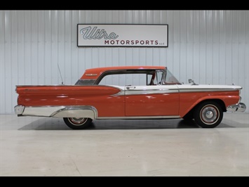 1959 Ford Fairlane 500  Galaxie - Photo 1 - Fort Wayne, IN 46804