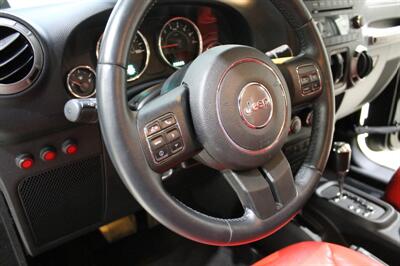 2014 Jeep Wrangler Unlimited Sport   - Photo 25 - Fort Wayne, IN 46804