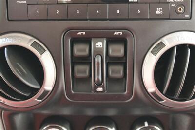 2014 Jeep Wrangler Unlimited Sport   - Photo 28 - Fort Wayne, IN 46804