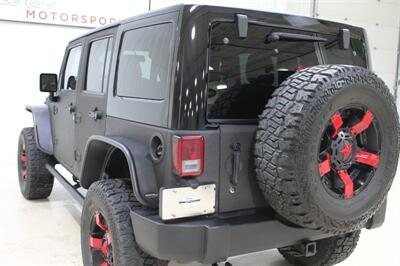 2014 Jeep Wrangler Unlimited Sport   - Photo 17 - Fort Wayne, IN 46804