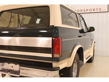 1992 Ford Bronco Eddie Bauer 2dr Eddie Bauer   - Photo 14 - Fort Wayne, IN 46804