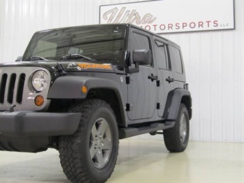 2010 Jeep Wrangler Unlimited Mountain Edition   - Photo 5 - Fort Wayne, IN 46804