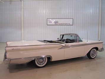 1959 Ford Fairlane 500 Skyliner   - Photo 41 - Fort Wayne, IN 46804