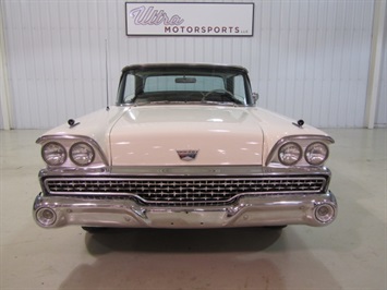 1959 Ford Fairlane 500 Skyliner   - Photo 4 - Fort Wayne, IN 46804