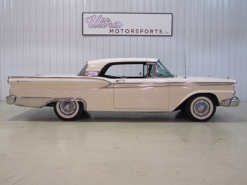 1959 Ford Fairlane 500 Skyliner   - Photo 2 - Fort Wayne, IN 46804