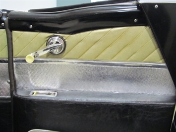 1959 Ford Fairlane 500 Skyliner   - Photo 22 - Fort Wayne, IN 46804