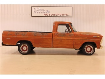 1967 Ford F-100   - Photo 2 - Fort Wayne, IN 46804