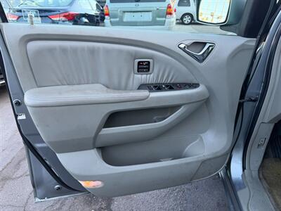 2006 Honda Odyssey Touring - Photo 14 - Los Angeles, CA 91306