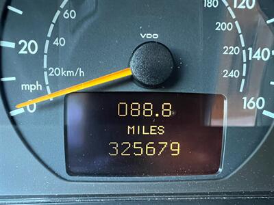 2002 Mercedes-Benz E 320   - Photo 54 - Los Angeles, CA 91306
