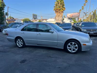 2002 Mercedes-Benz E 320   - Photo 4 - Los Angeles, CA 91306