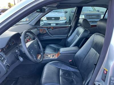 2002 Mercedes-Benz E 320   - Photo 15 - Los Angeles, CA 91306