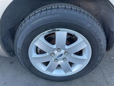 2006 Ford Freestyle SE   - Photo 13 - Los Angeles, CA 91306