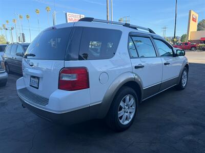 2006 Ford Freestyle SE   - Photo 7 - Los Angeles, CA 91306