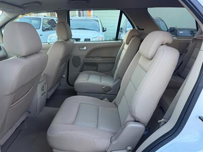 2006 Ford Freestyle SE   - Photo 17 - Los Angeles, CA 91306