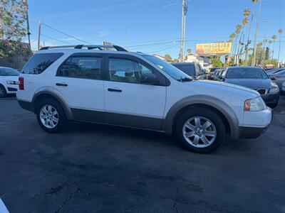 2006 Ford Freestyle SE   - Photo 4 - Los Angeles, CA 91306