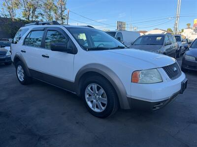 2006 Ford Freestyle SE   - Photo 2 - Los Angeles, CA 91306