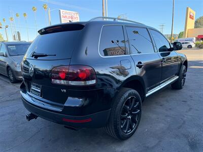 2008 Volkswagen Touareg 2 V8 FSI - Photo 8 - Los Angeles, CA 91306
