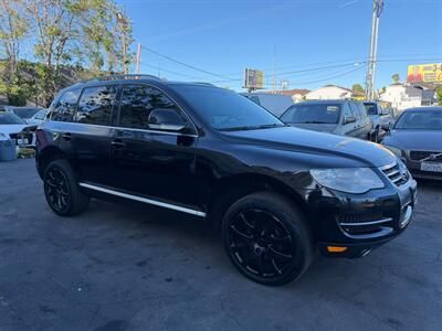 2008 Volkswagen Touareg 2 V8 FSI - Photo 2 - Los Angeles, CA 91306