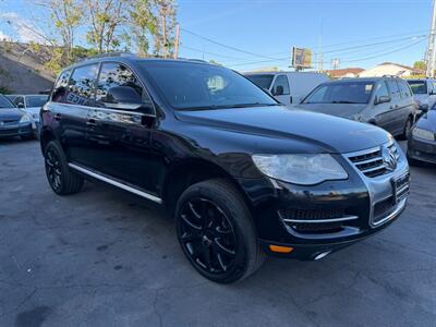 2008 Volkswagen Touareg 2 V8 FSI - Photo 1 - Los Angeles, CA 91306