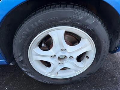 2005 Hyundai ELANTRA GT   - Photo 13 - Los Angeles, CA 91306