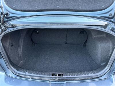 2009 Mazda Mazda3 i Sport   - Photo 18 - Los Angeles, CA 91306