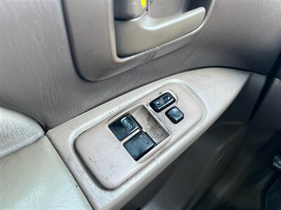 2000 Toyota Sienna CE   - Photo 51 - Los Angeles, CA 91306