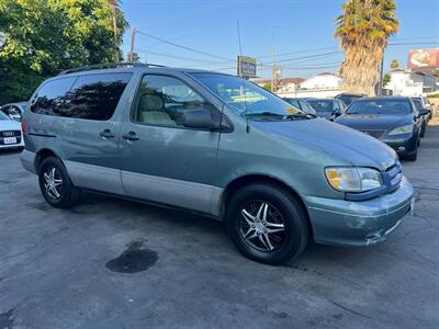 2000 Toyota Sienna CE   - Photo 3 - Los Angeles, CA 91306