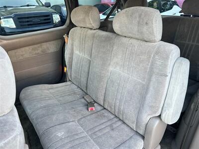 2000 Toyota Sienna CE   - Photo 19 - Los Angeles, CA 91306