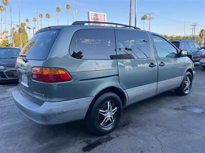 2000 Toyota Sienna CE   - Photo 7 - Los Angeles, CA 91306
