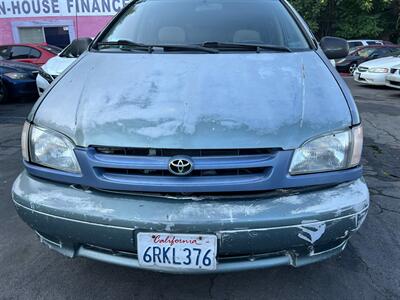 2000 Toyota Sienna CE   - Photo 57 - Los Angeles, CA 91306
