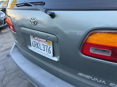 2000 Toyota Sienna CE   - Photo 71 - Los Angeles, CA 91306