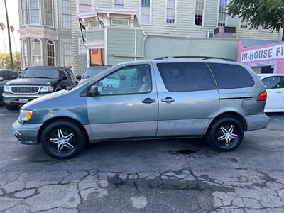 2000 Toyota Sienna CE   - Photo 29 - Los Angeles, CA 91306