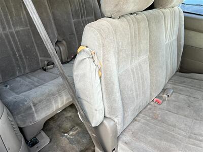 2000 Toyota Sienna CE   - Photo 78 - Los Angeles, CA 91306