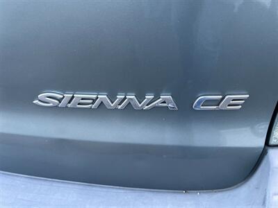 2000 Toyota Sienna CE   - Photo 39 - Los Angeles, CA 91306